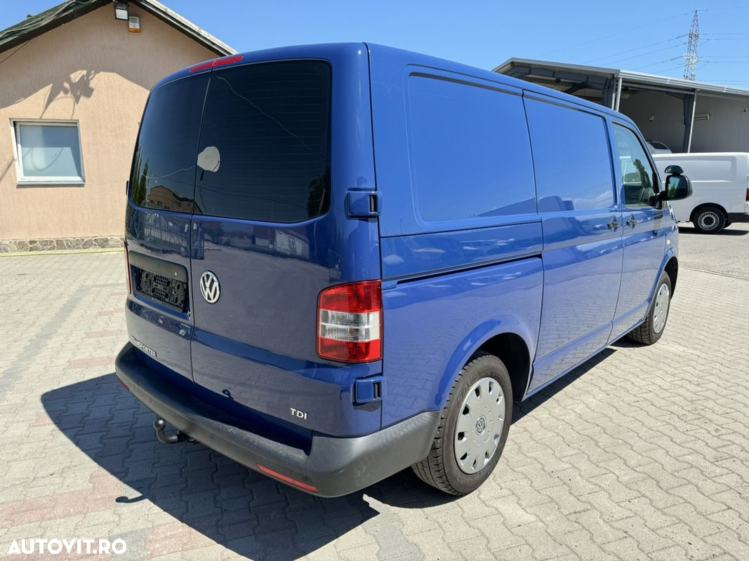 Volkswagen Transporter T5 - 3