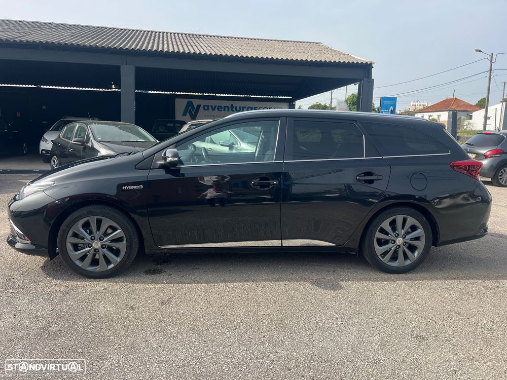 Toyota Auris Touring Sports 1.8 HSD Sport+Skyview +Navi - 39