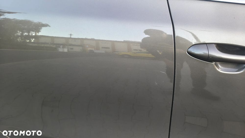 Kia Ceed - 9