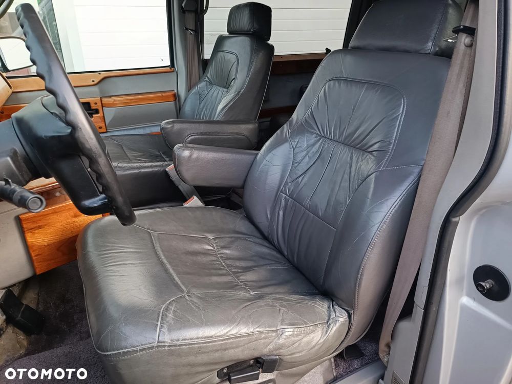 Chevrolet Astro - 18