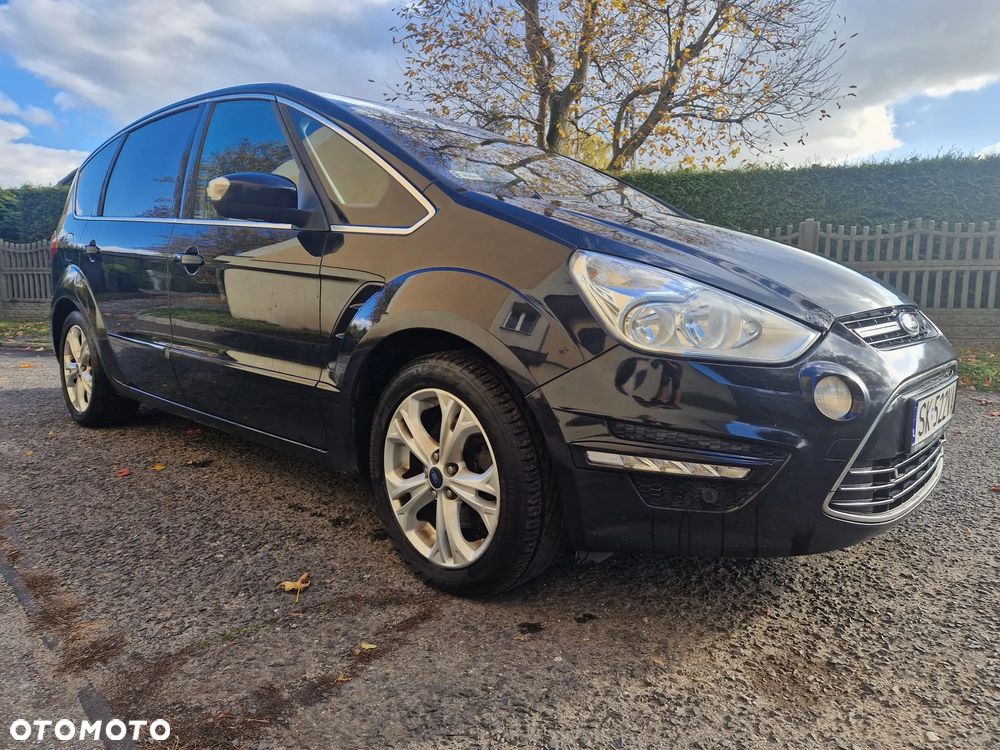 Ford S-Max - 13