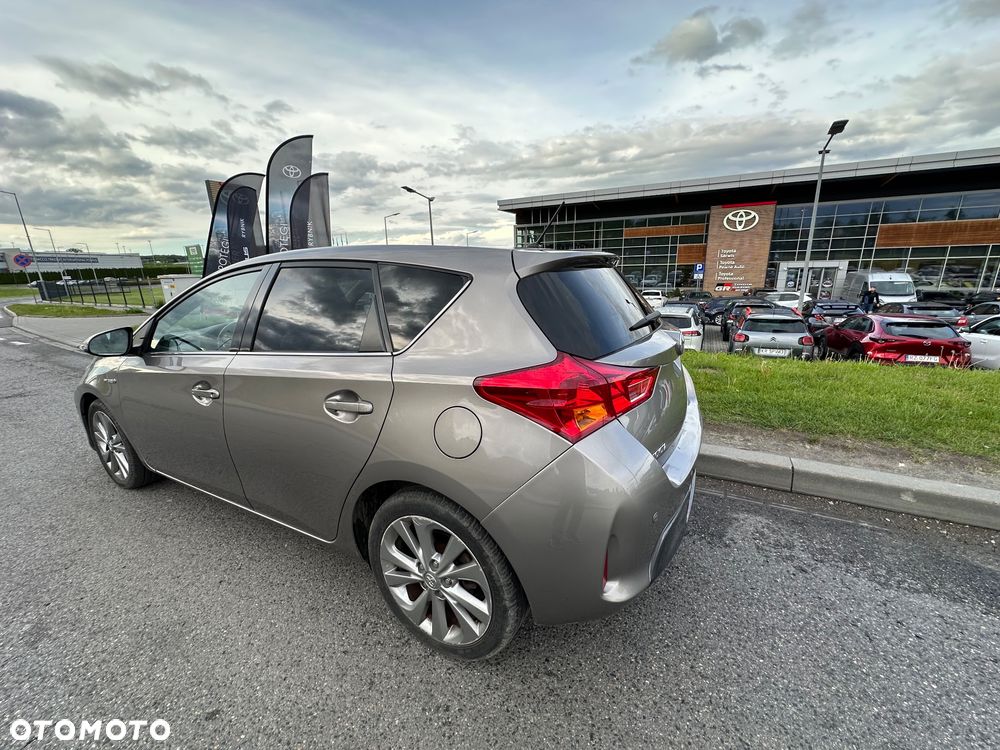 Toyota Auris - 29