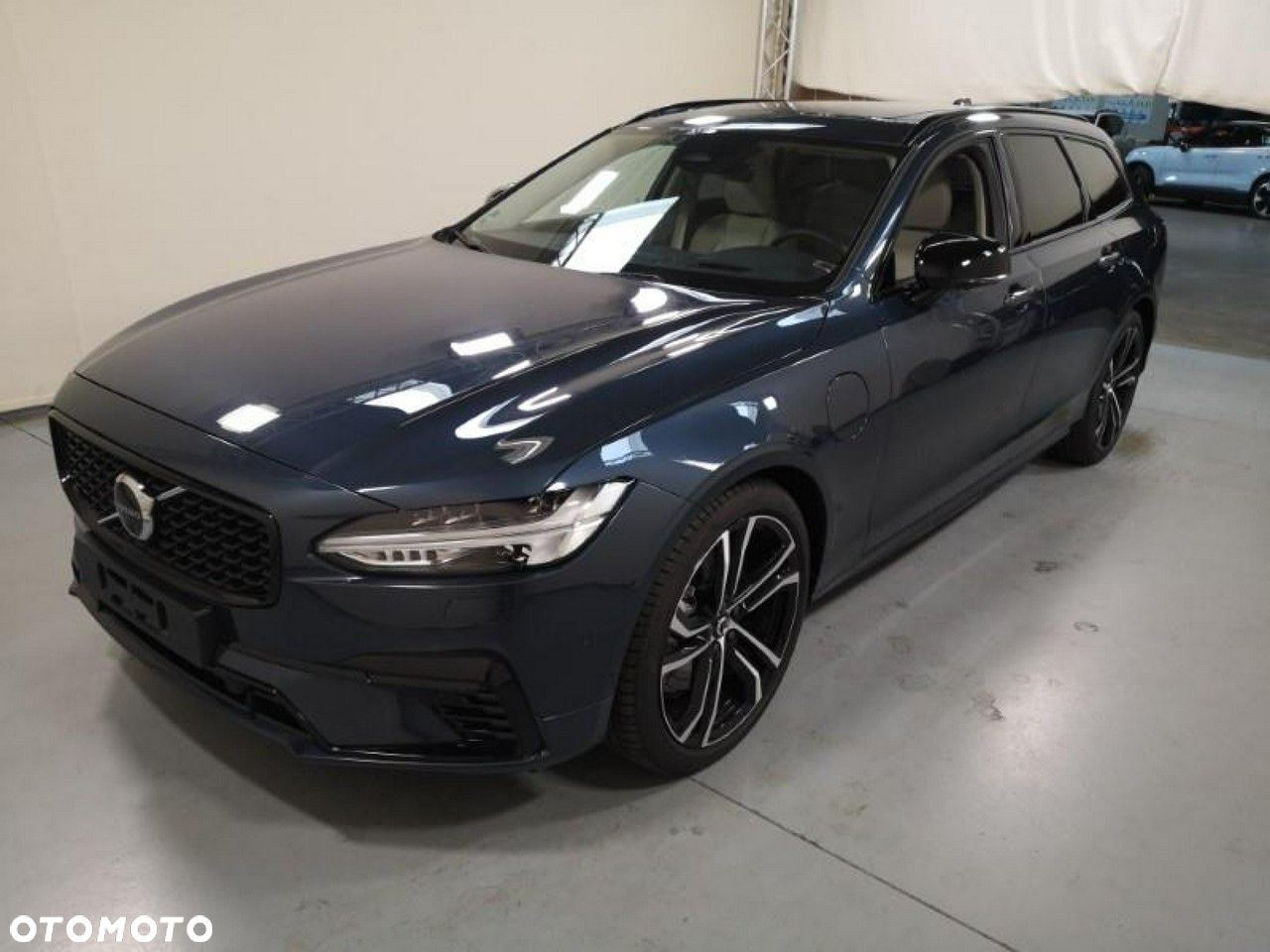 Volvo V90 - 1