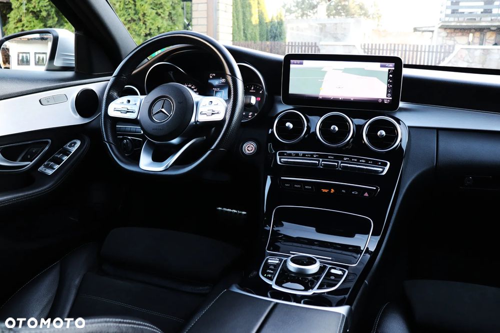 Mercedes-Benz Klasa C 220 d 9G-TRONIC AMG Line - 28
