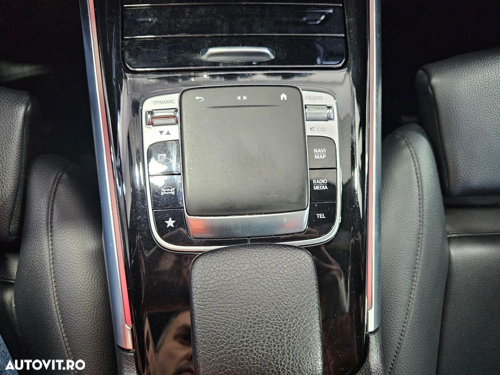 Mercedes-Benz GLB 200 d 4MATIC Aut. - 24