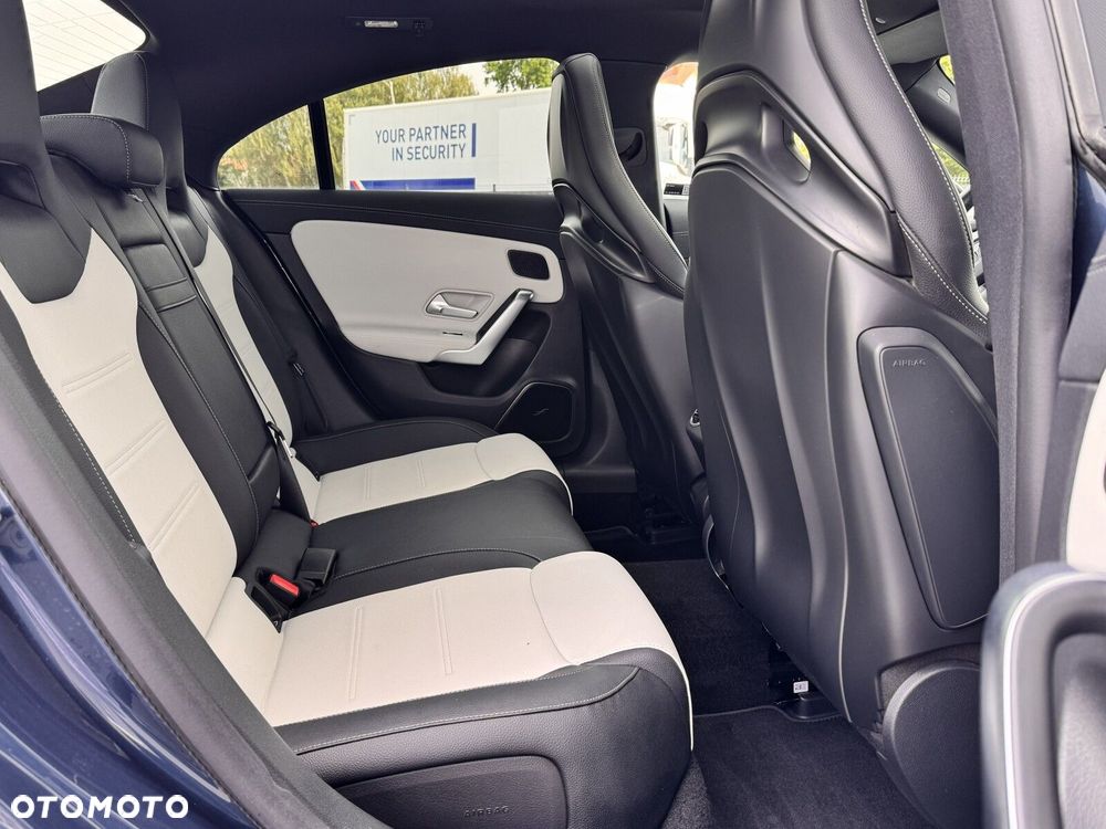 Mercedes-Benz CLA AMG 35 4-Matic 7G-DCT - 20