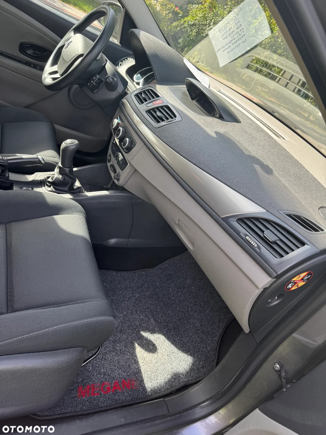 Renault Megane 1.5 dCi Life - 27