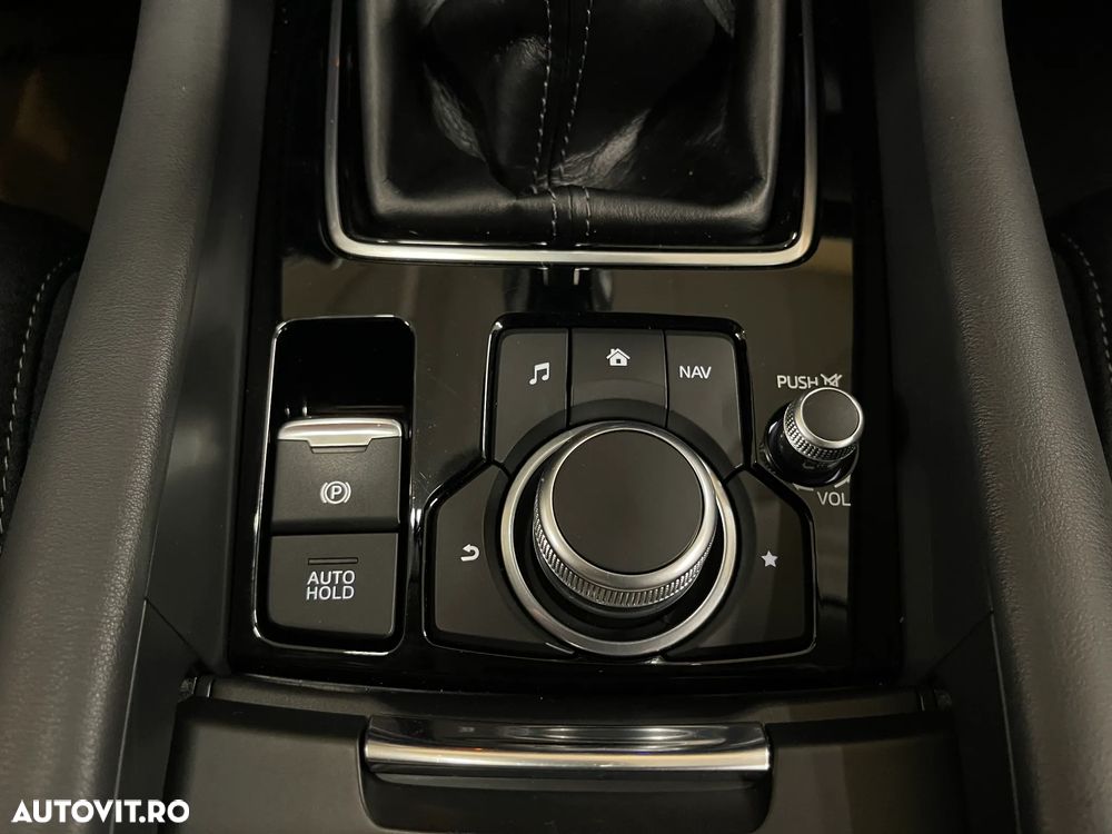 Mazda 6 2.2 Kombi SKYACTIV-D Center-Line - 24