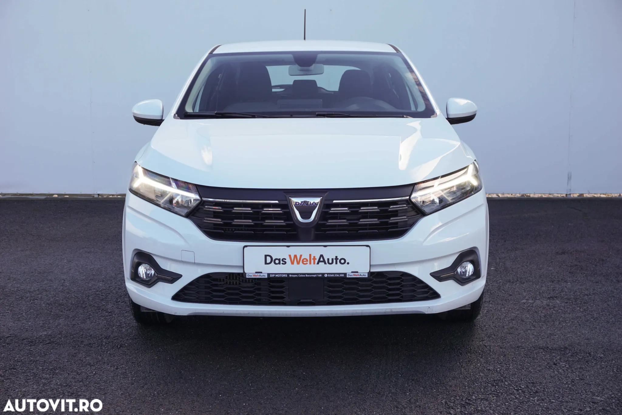 Dacia Sandero TCe 90 Essential - 2