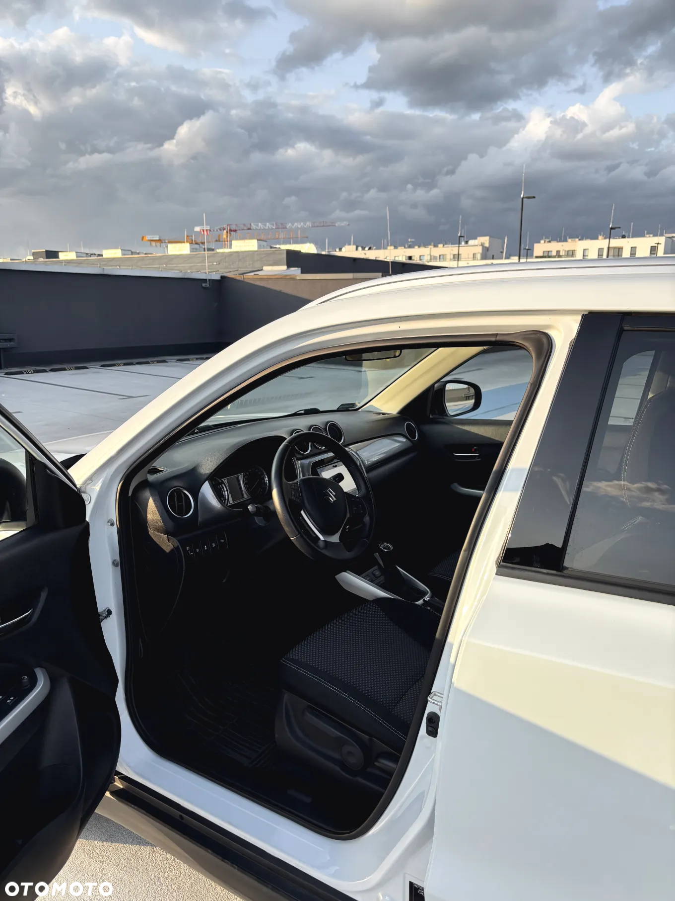 Suzuki Vitara 1.6 Premium 2WD - 17