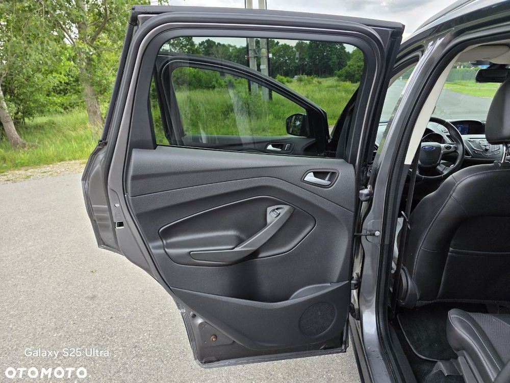 Ford Kuga 2.0 TDCi 4x4 Titanium - 15