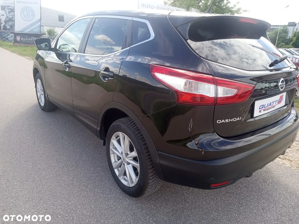 Nissan Qashqai 1.2 DIG-T N-Vision - 11