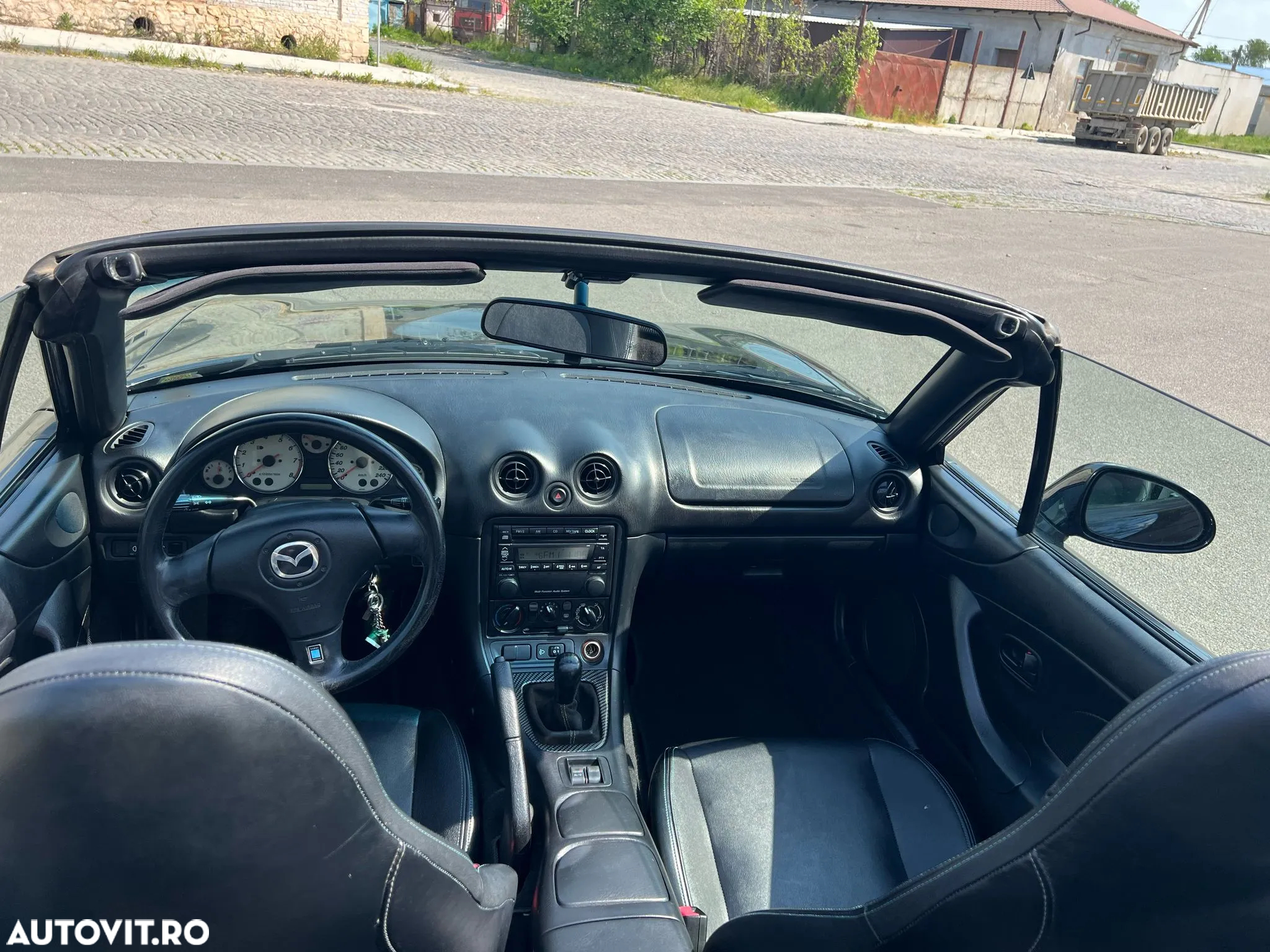 Mazda MX-5 1.6i - 7