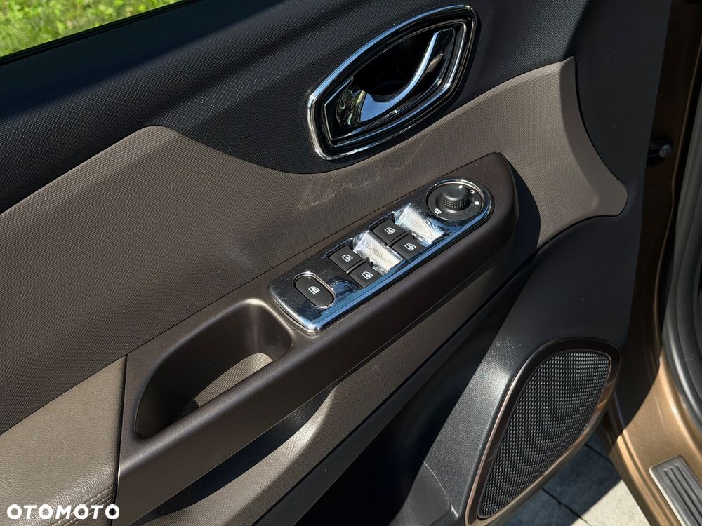 Renault Captur ENERGY TCe 90 Start&Stop Luxe - 31
