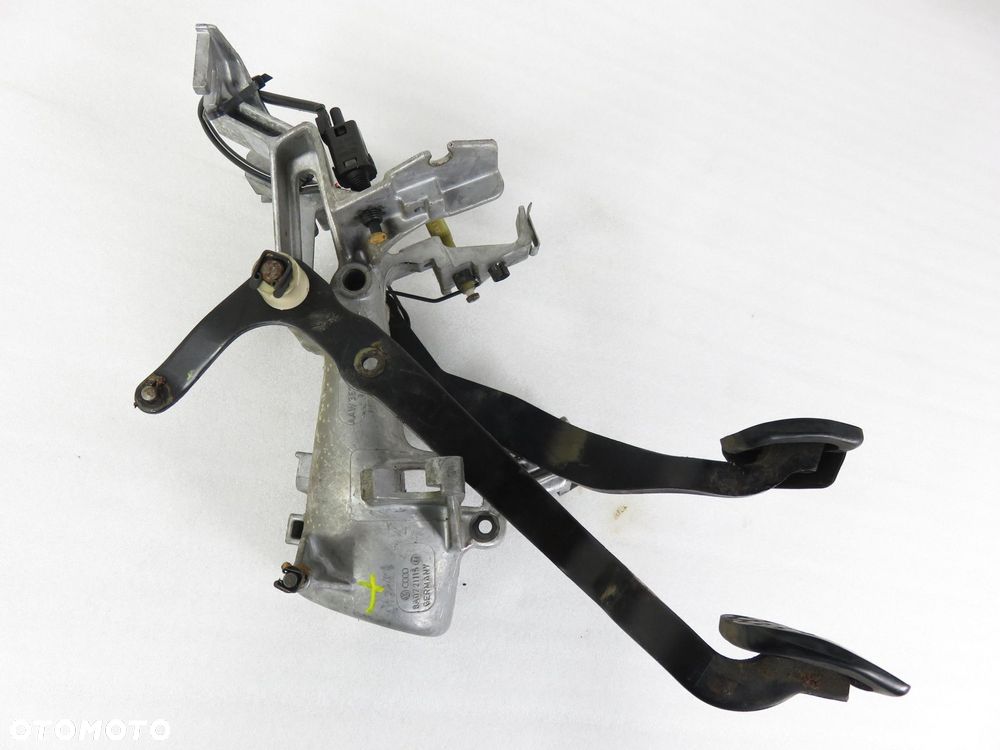 PEDAŁY HAMULCA SPRZĘGŁA AUDI 80 B4 8A0721115D 811907343B - 6