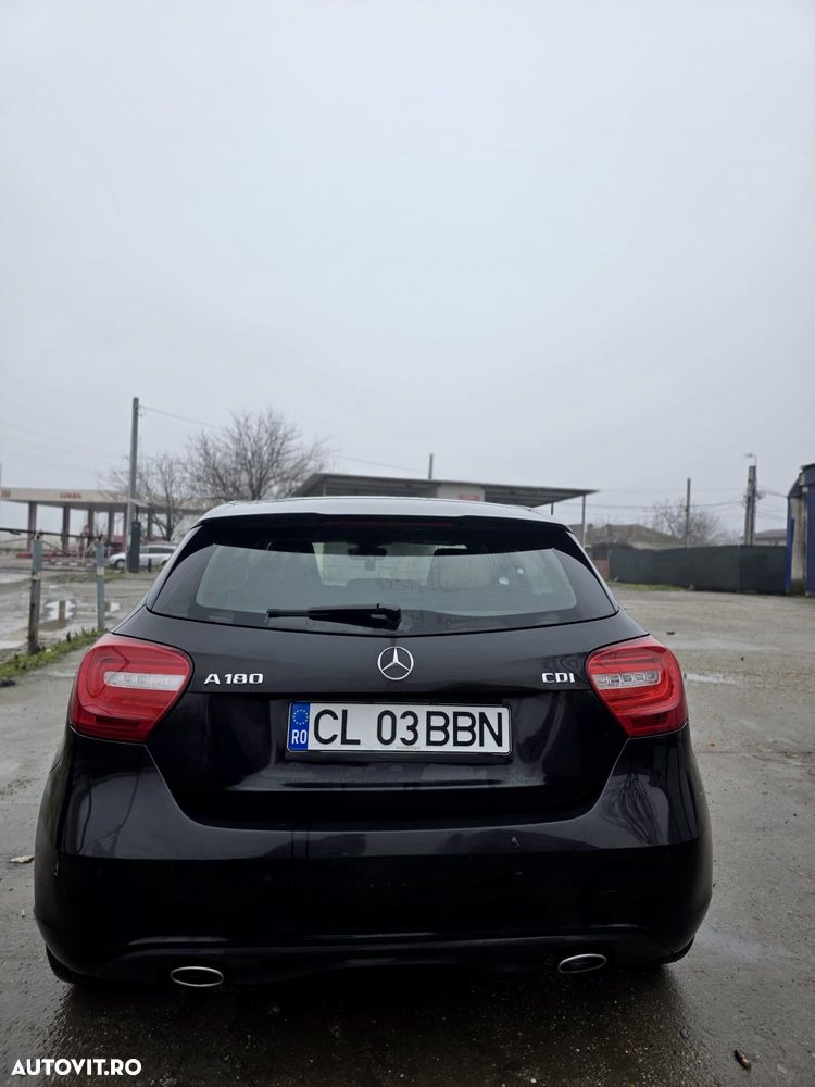Mercedes-Benz A 180 CDI BlueEfficiency 7G-DCT Style - 4
