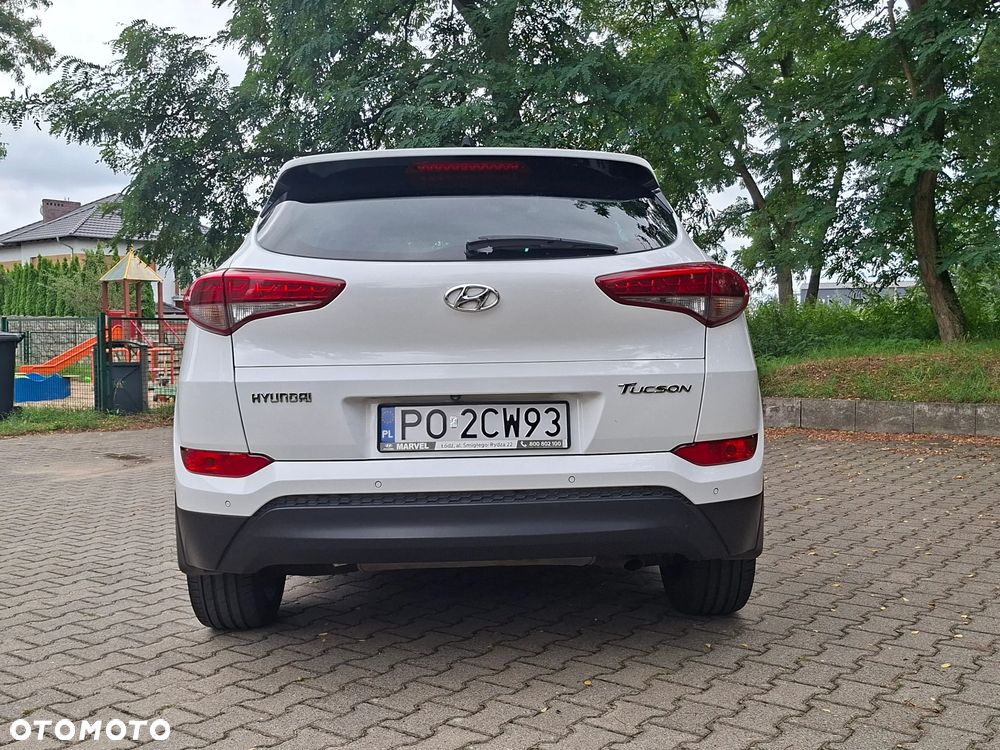 Hyundai Tucson 1.7 CRDI BlueDrive Style 2WD DCT - 10
