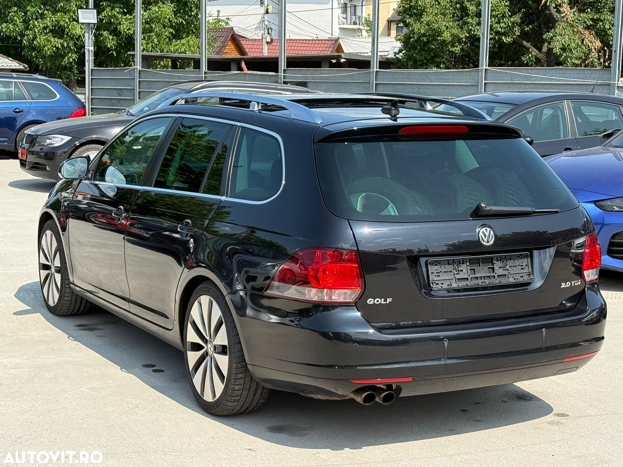 Volkswagen Golf Variant 2.0 TDI DPF DSG Exclusive - 5
