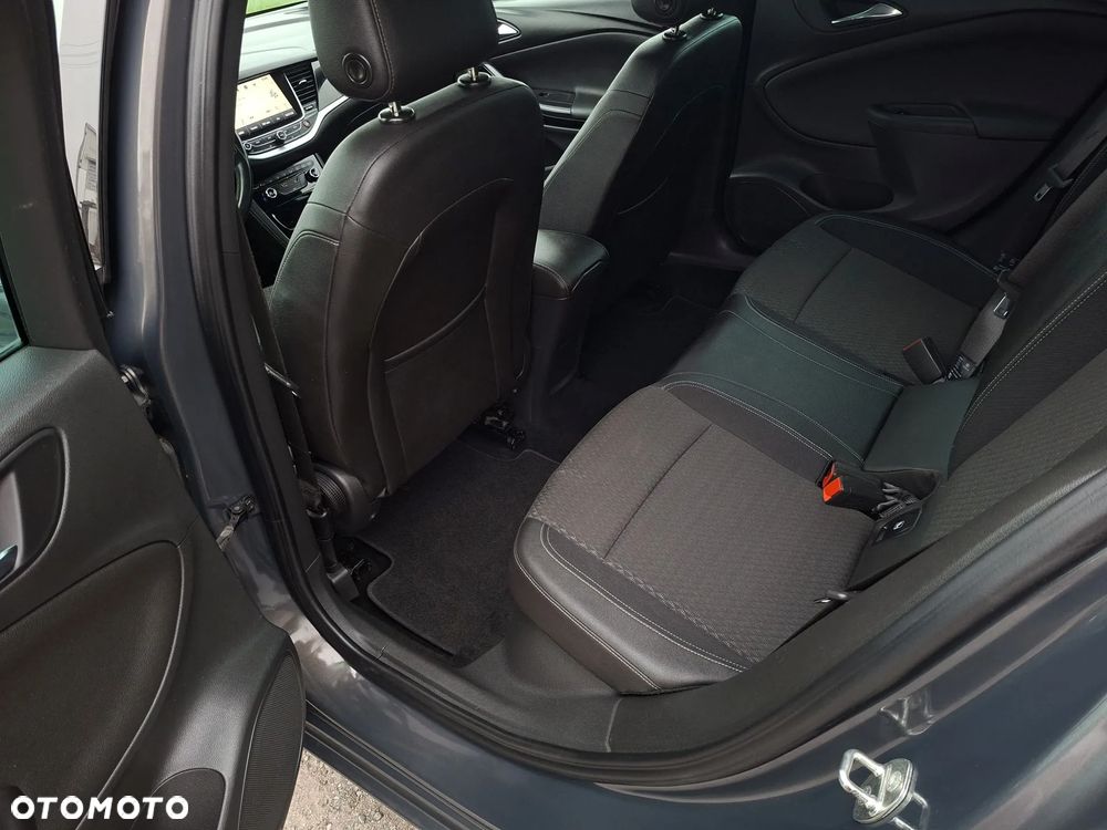 Opel Astra 1.4 Turbo Dynamic - 23