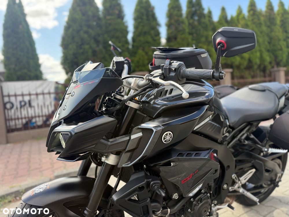 Yamaha MT - 19