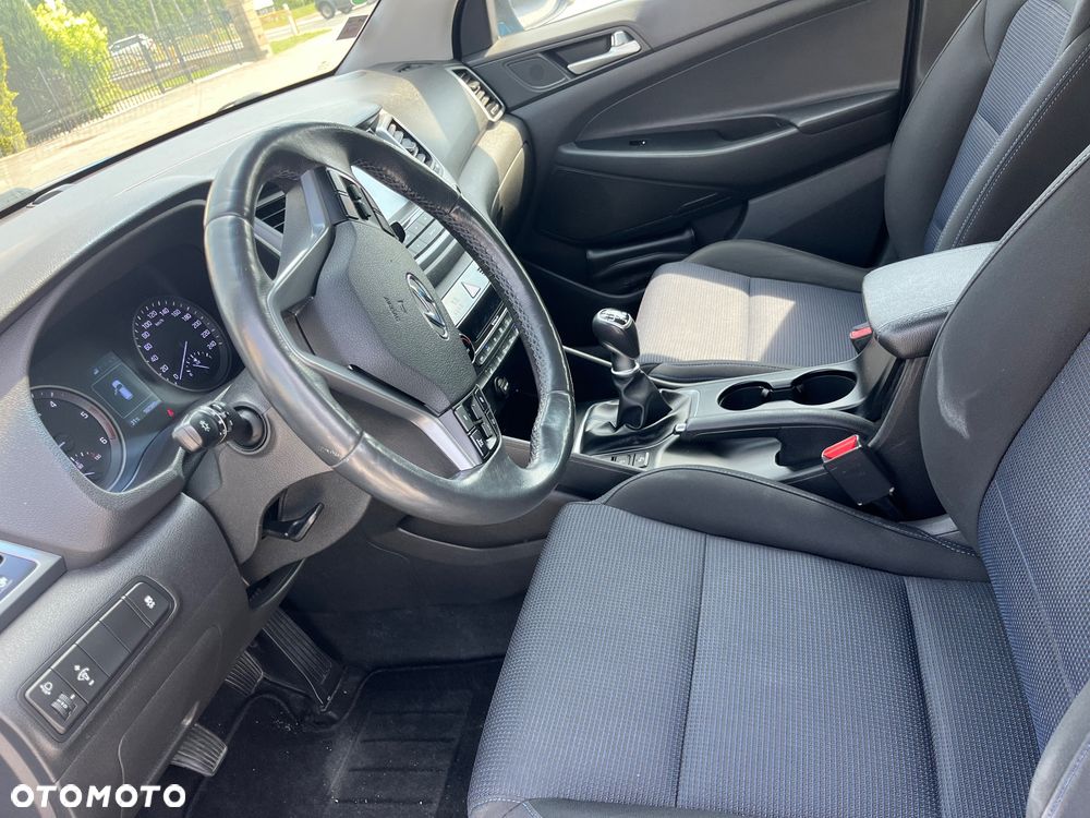 Hyundai Tucson blue 1.7 CRDi 2WD Intro Edition - 8
