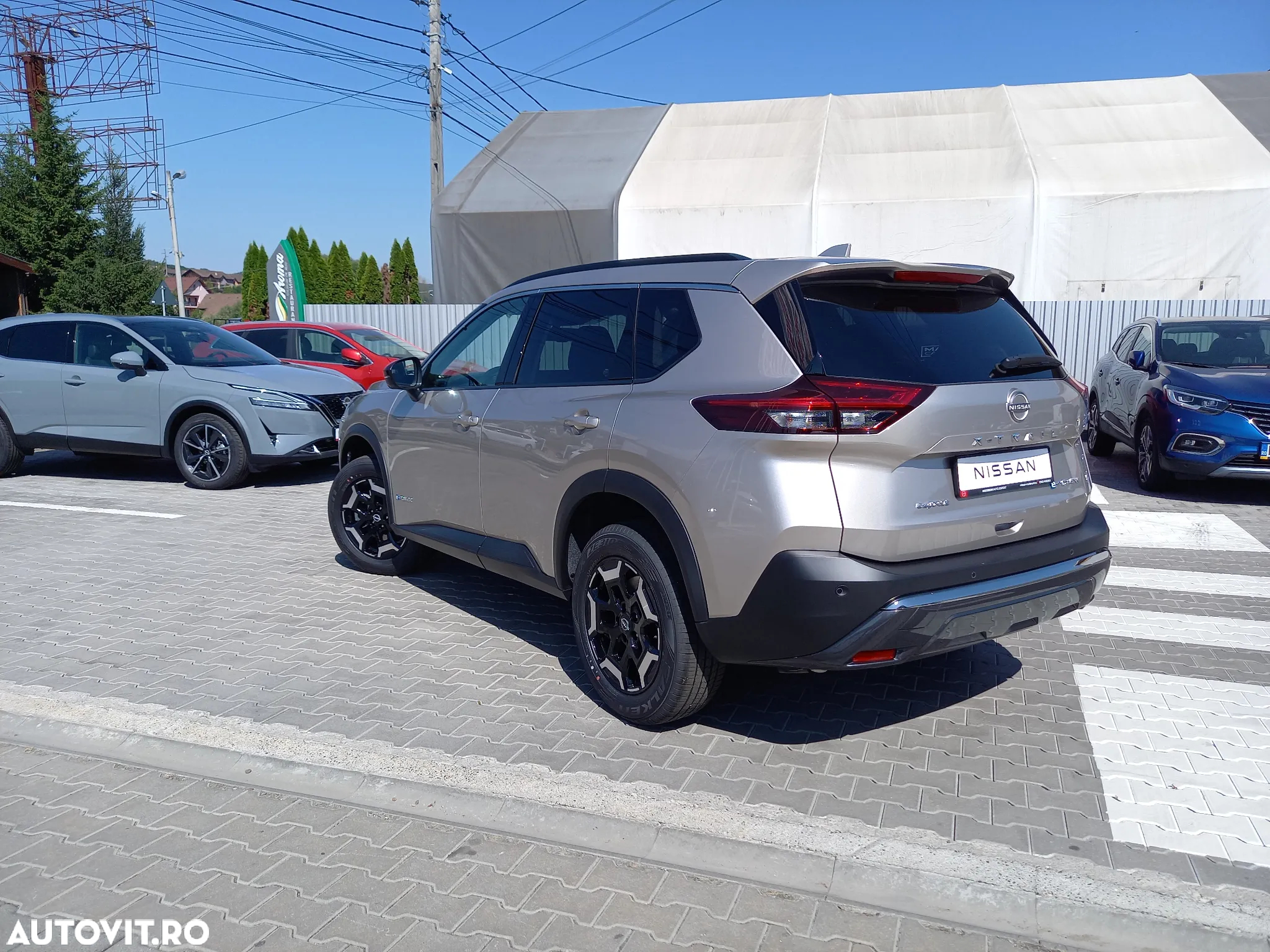 Nissan X-Trail - 10