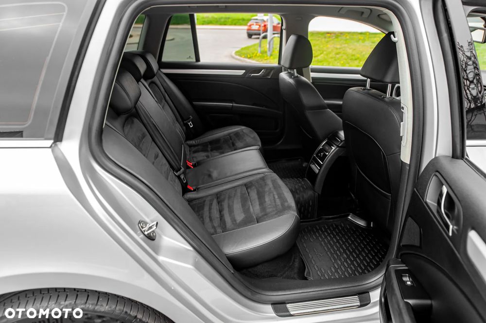 Skoda Superb 3.6 FSI 4x4 Elegance DSG - 36