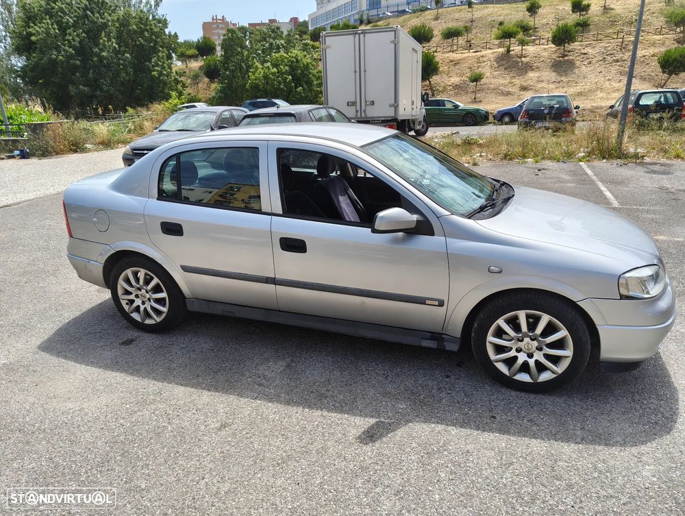 Opel Astra 2.0 DTI Elegance - 4