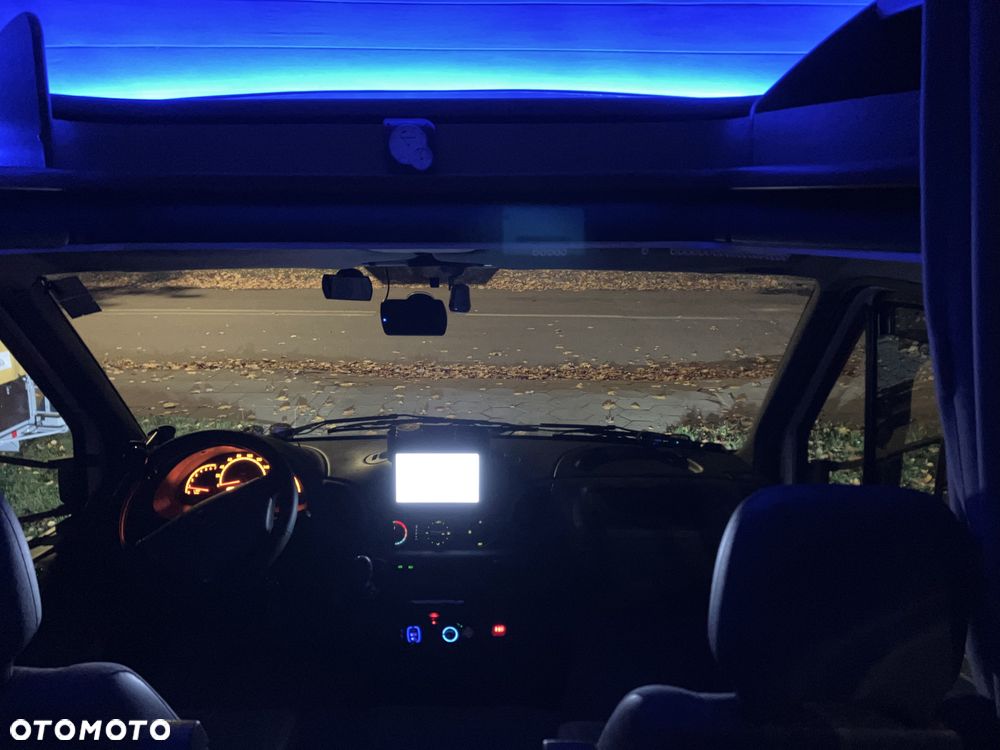 Mercedes-Benz sprinter - 18