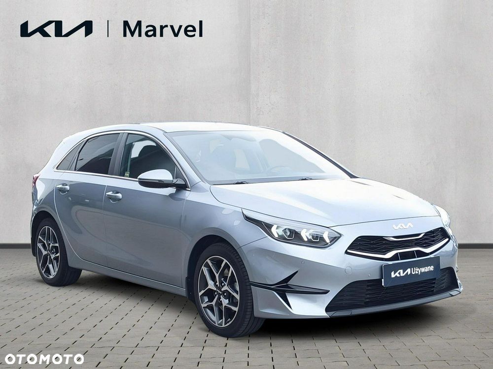 Kia Ceed - 8