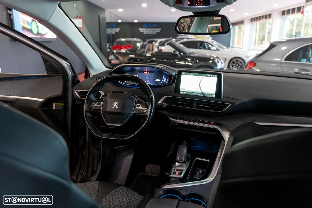 Peugeot 5008 1.5 BlueHDi Allure Pack EAT8 - 39