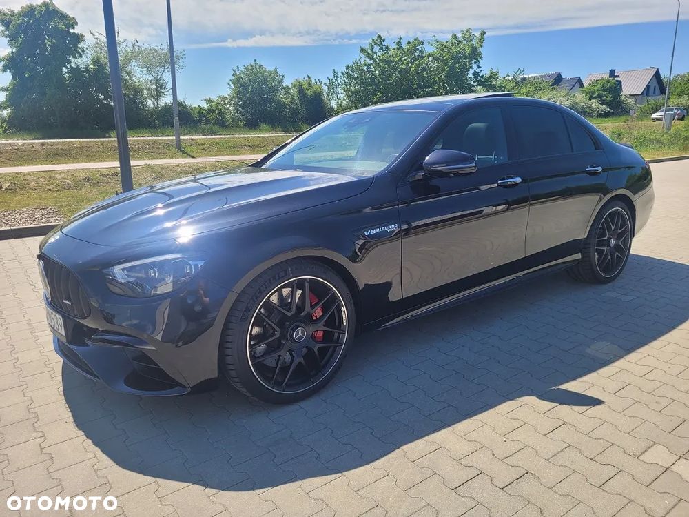 Mercedes-Benz Klasa E AMG 63 S 4Matic+ AMG Speedshift MCT-9G - 2