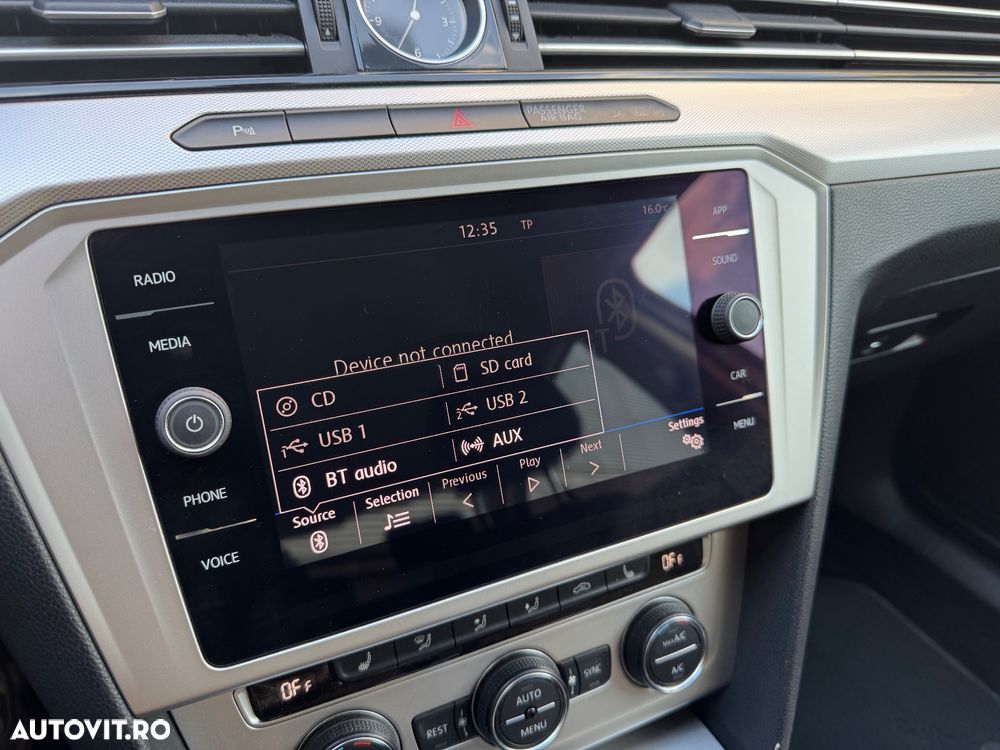 Volkswagen Passat Variant 2.0 TDI DSG Highline - 15