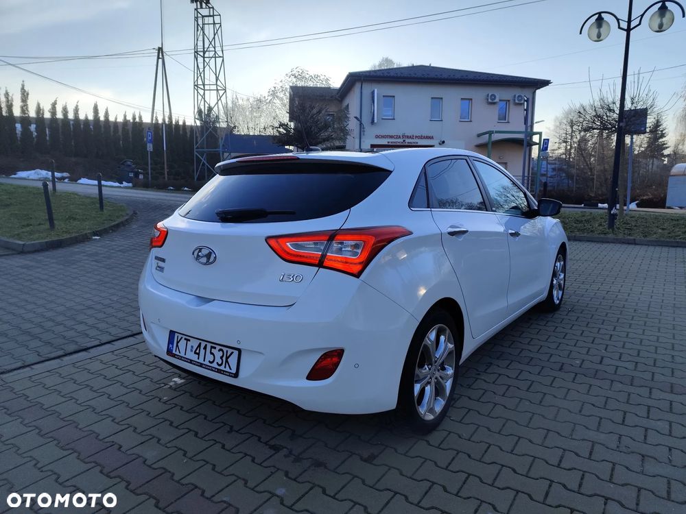 Hyundai i30 1.6 Fifa World Cup Edition - 26