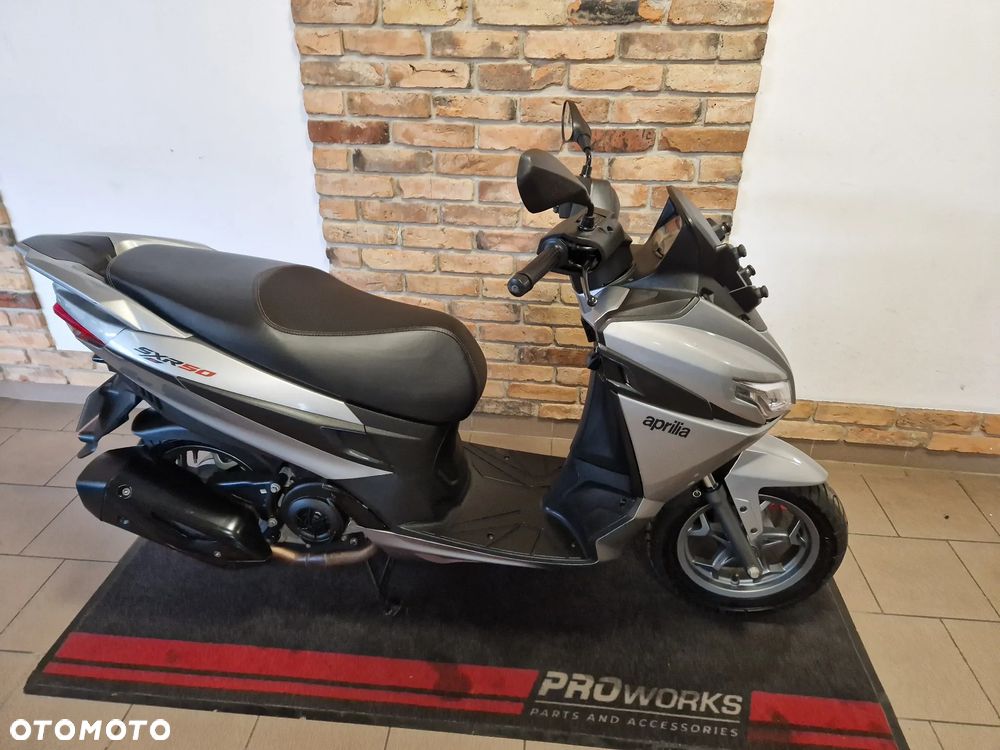 Aprilia SX - 2