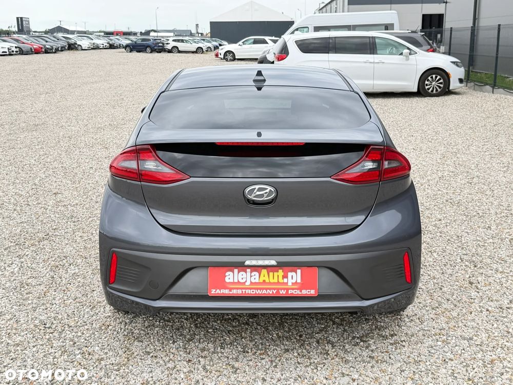 Hyundai IONIQ 1.6 GDI Style - 12