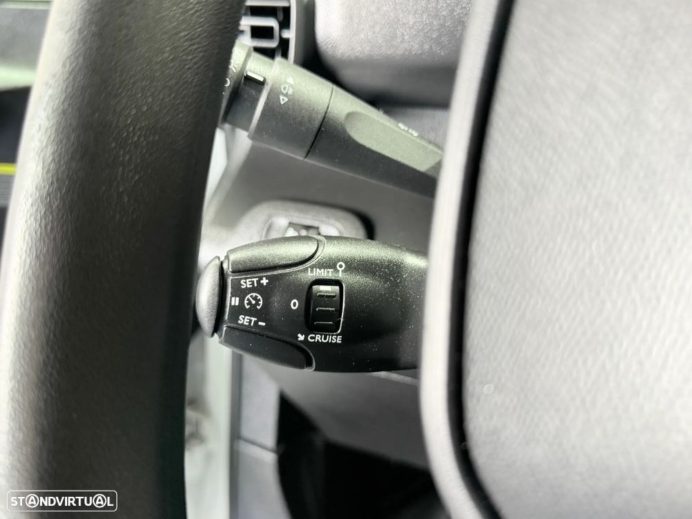 Peugeot PARTNER 1.5 BLUEHDI 102 CV - 3 LUGARES - IVA DEDUTIVEL - 25