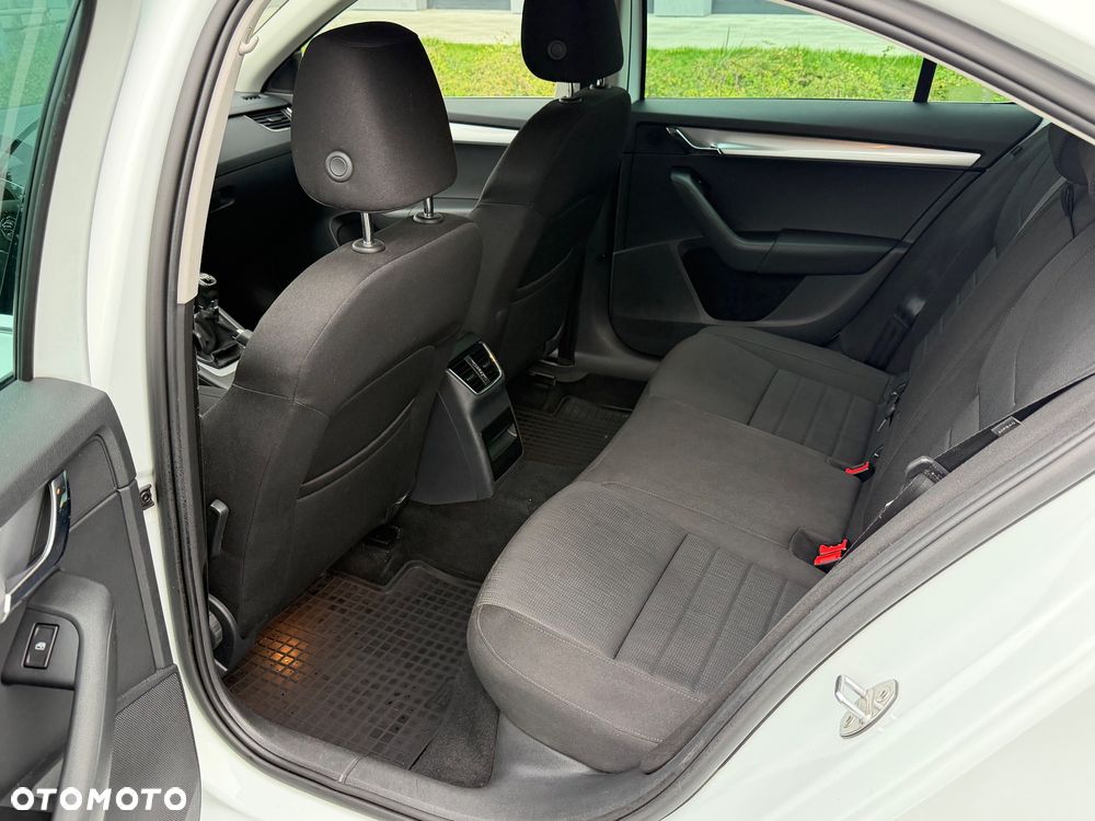Skoda Octavia 1.4 TSI Style - 16