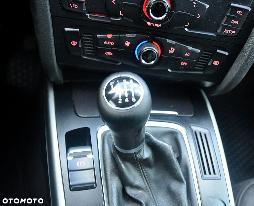 Audi A4 Avant 2.0 TDI - 12