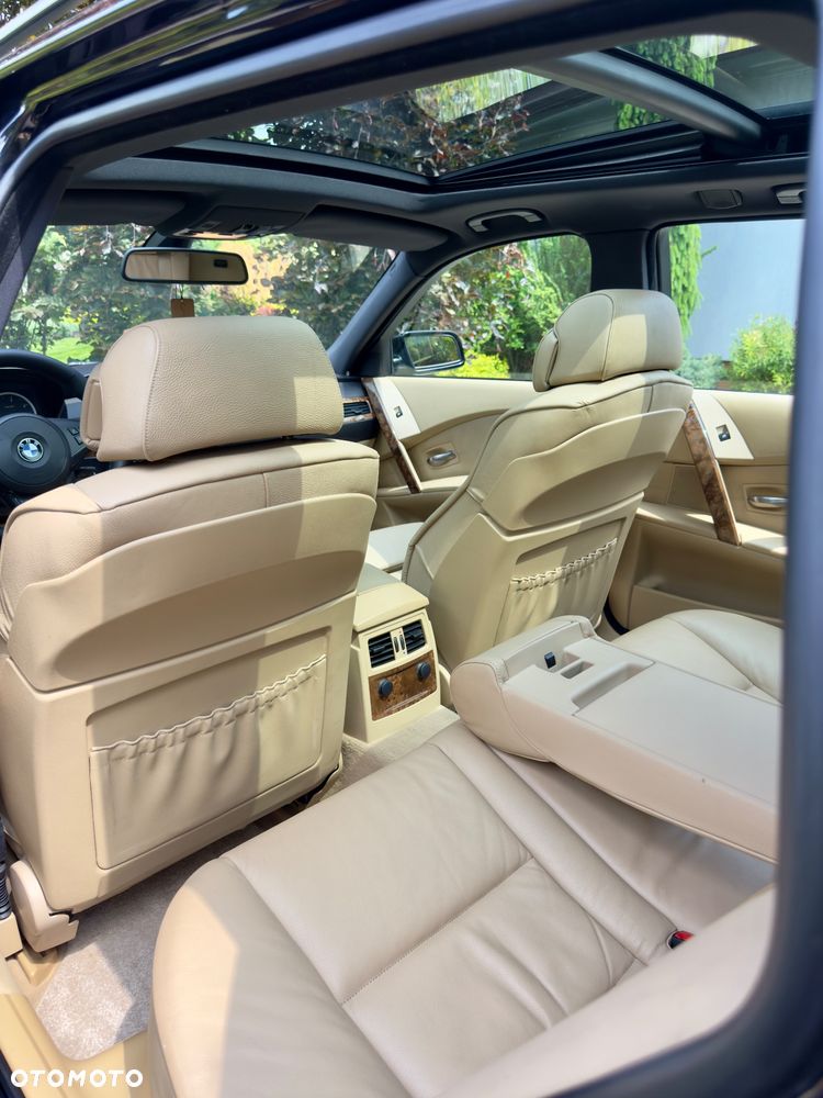 BMW Seria 5 - 12