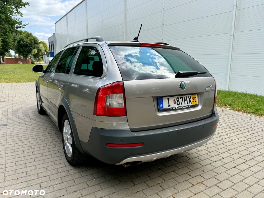 Volkswagen Polo 1.6 TDI Team - 14
