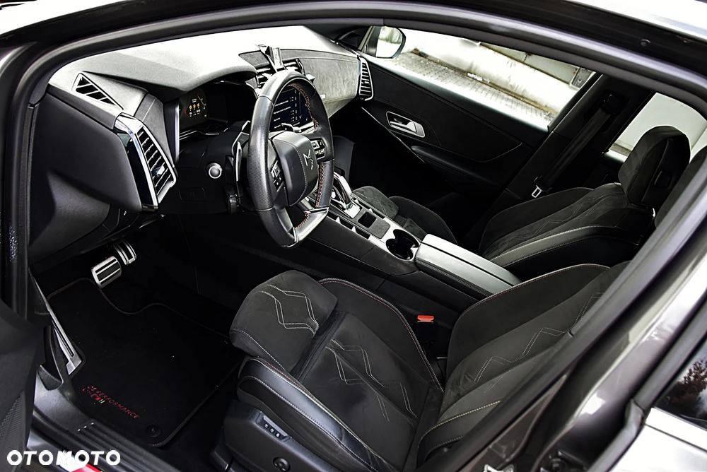 DS Automobiles DS 7 Crossback 1.6 PureTech Performance Line + - 18