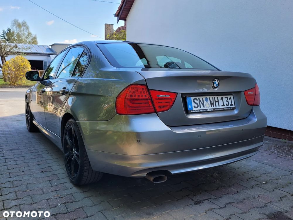BMW Seria 3 318d DPF Edition Lifestyle - 4