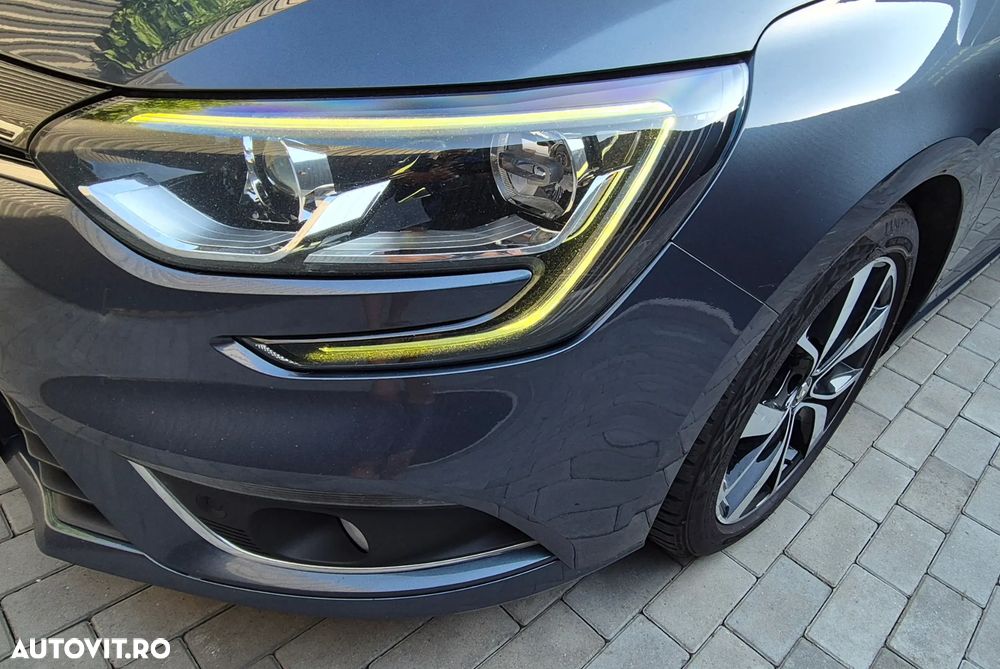 Renault Megane BLUE dCi 115 BOSE EDITION - 13