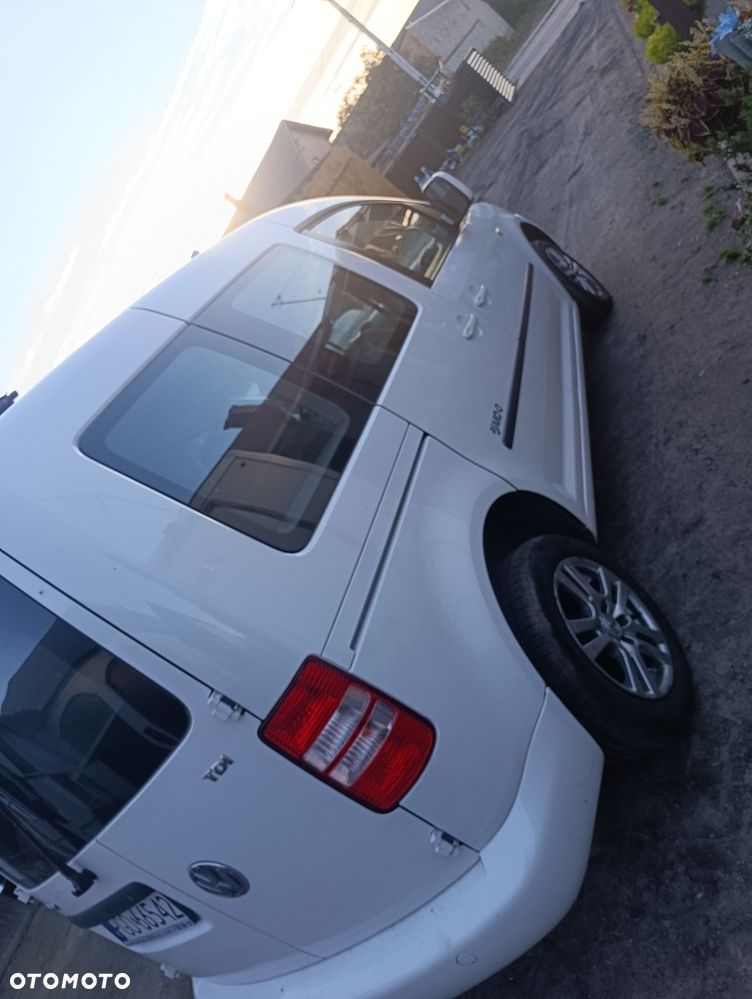 Volkswagen Caddy 2013 photo 3