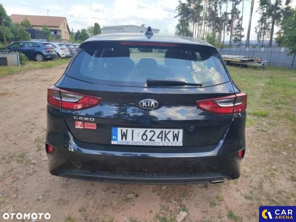 Kia Ceed - 6