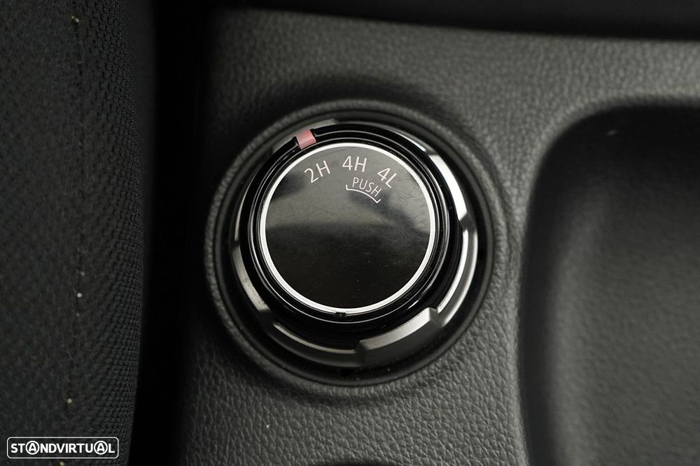 Mitsubishi l200 ver-2-3-di--d-strakar-space-cab-intense-4wd - 14