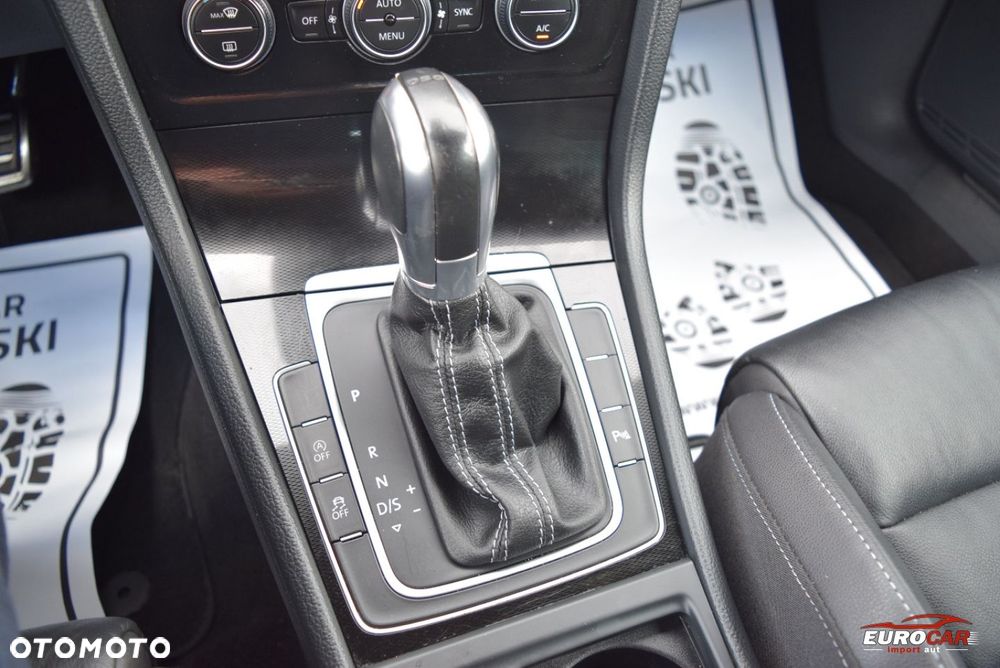 Volkswagen Golf GTD 2.0 TDI SCR DSG - 25