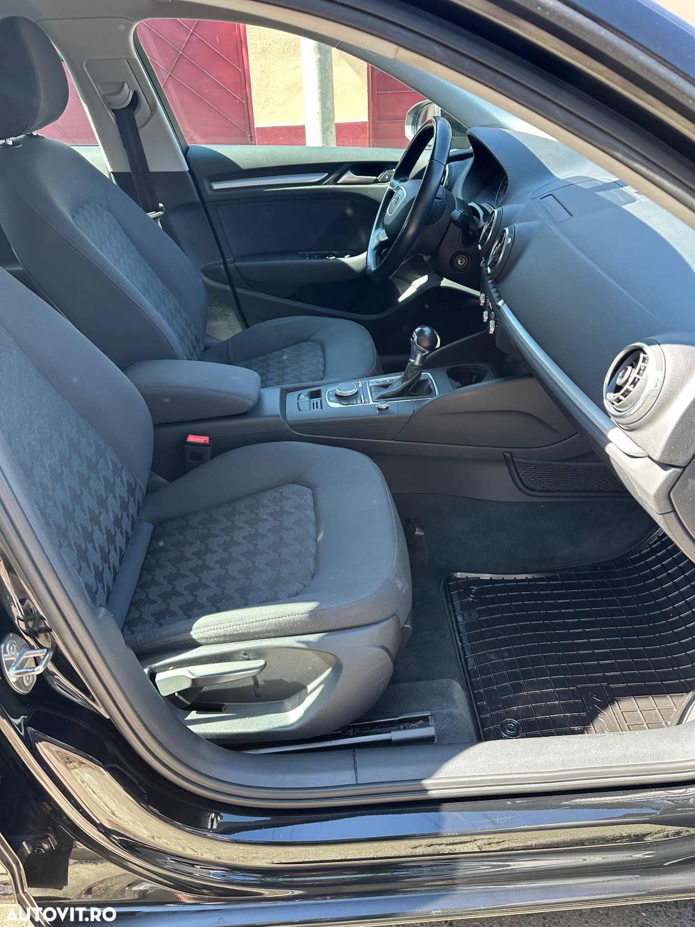 Audi A3 1.6 TDI Sportback (clean diesel) S tronic Ambition - 11