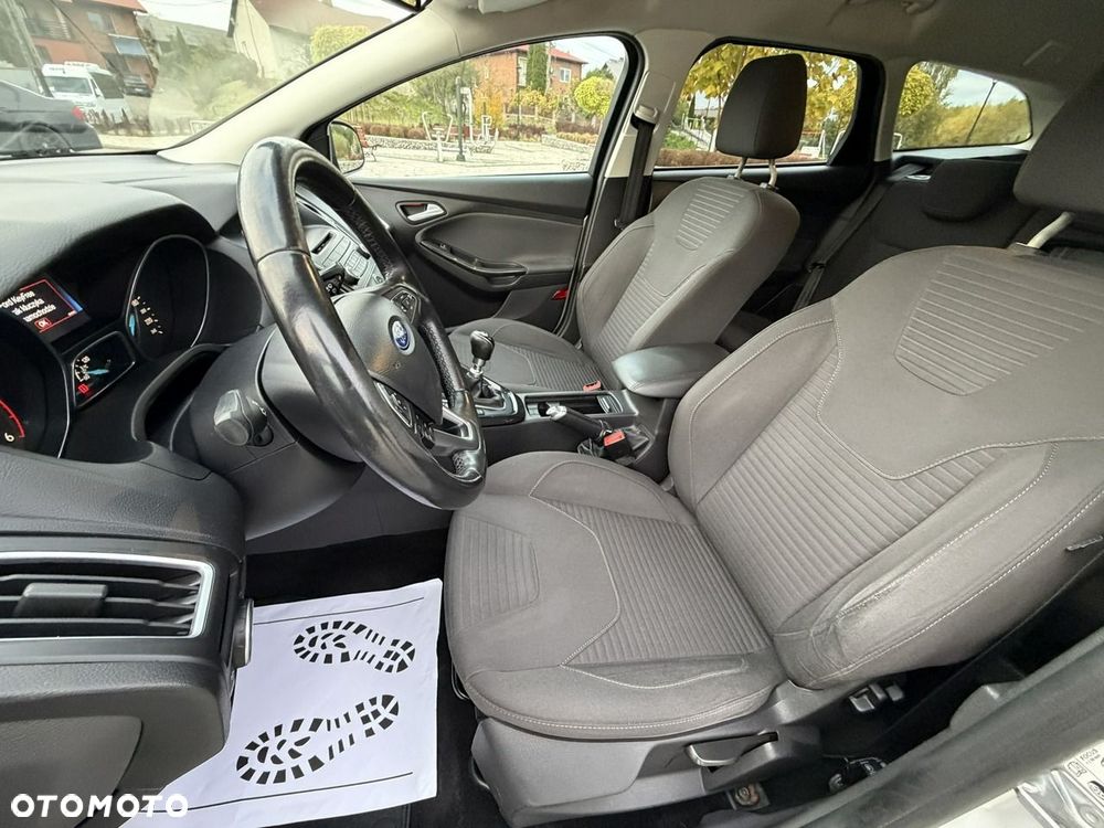 Ford Focus - 16